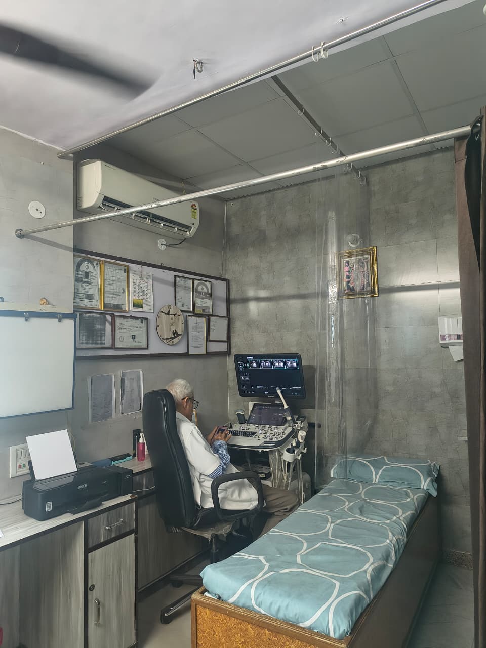 Ultrasound machine at Riddhi Diagnostic Clinic